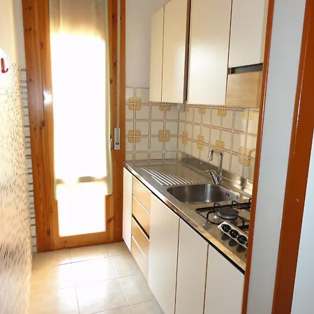 Lejlighed In A House With Garden Bibione