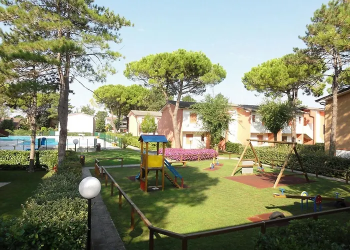 Daire In A House With Garden Bibione